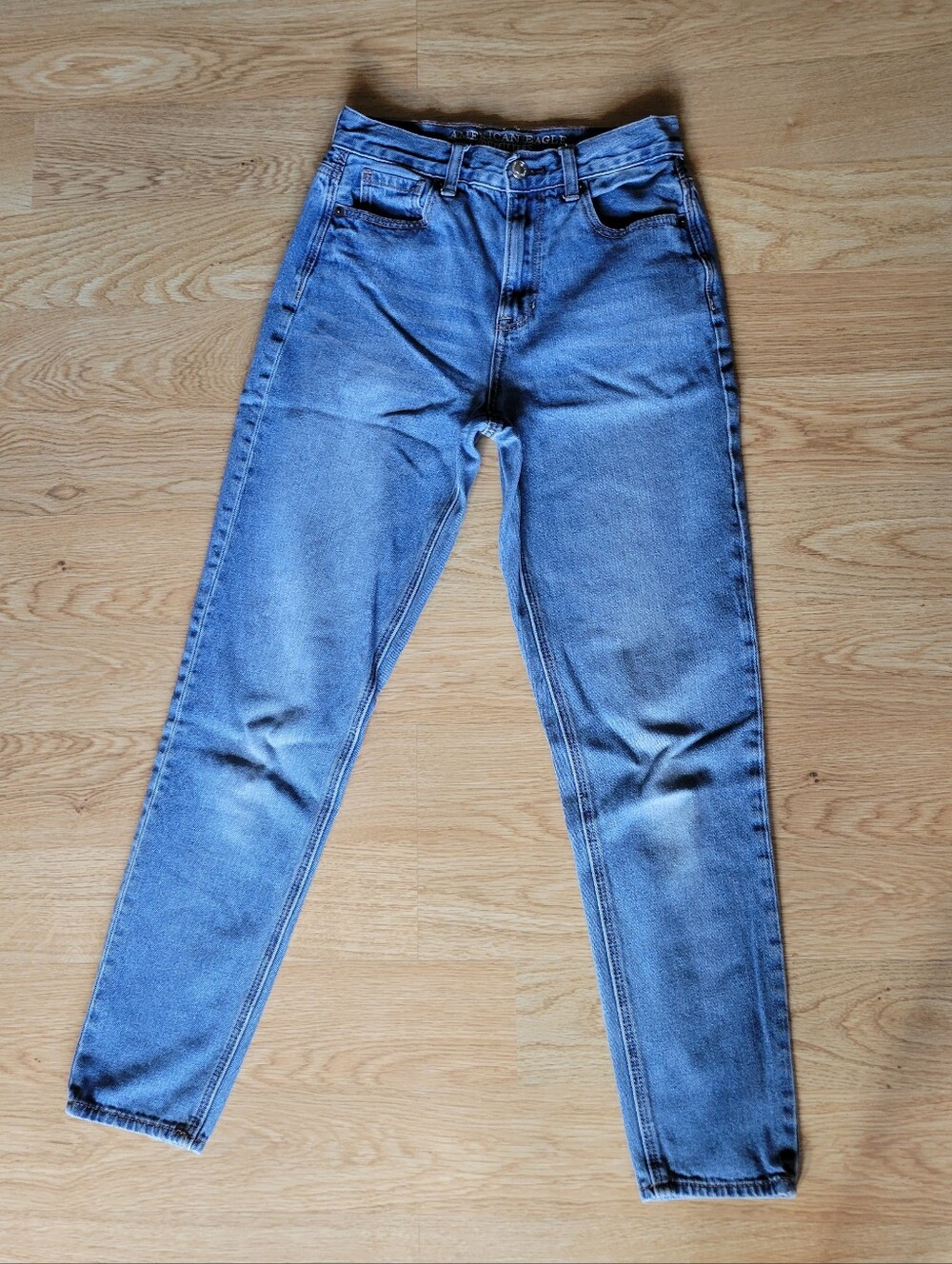 American Eagle Mom Jeans